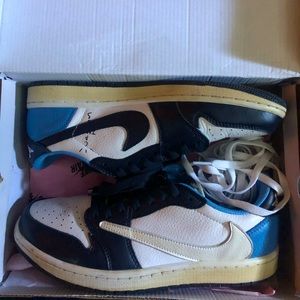 Jordan 1 low